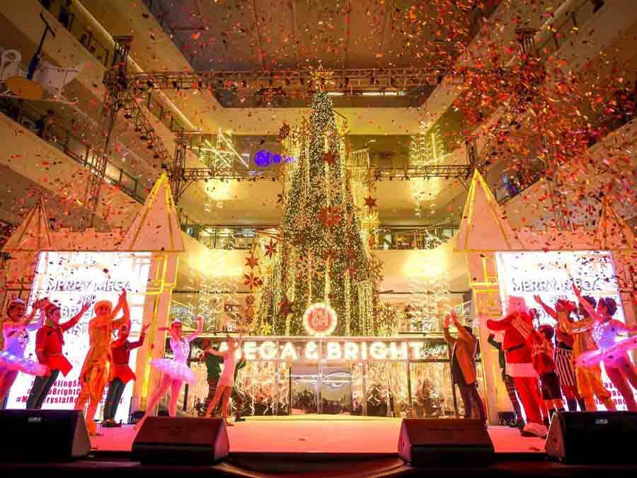 s&acirc;n khấu noel độc đ&aacute;o 