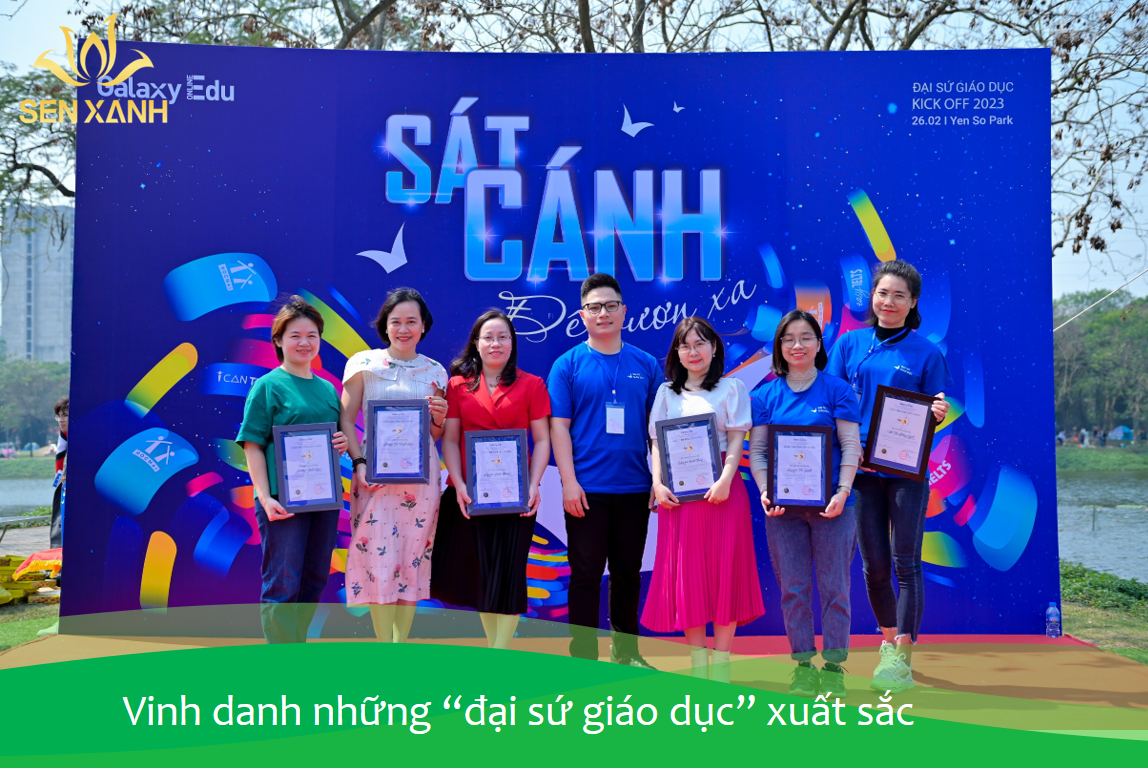 Tổ Chức Team Building - Galaxy Education & Hocmai - Sát Cánh Để Vươn Xa 6 vinh danh những đại sứ giáo dục xuất sắc