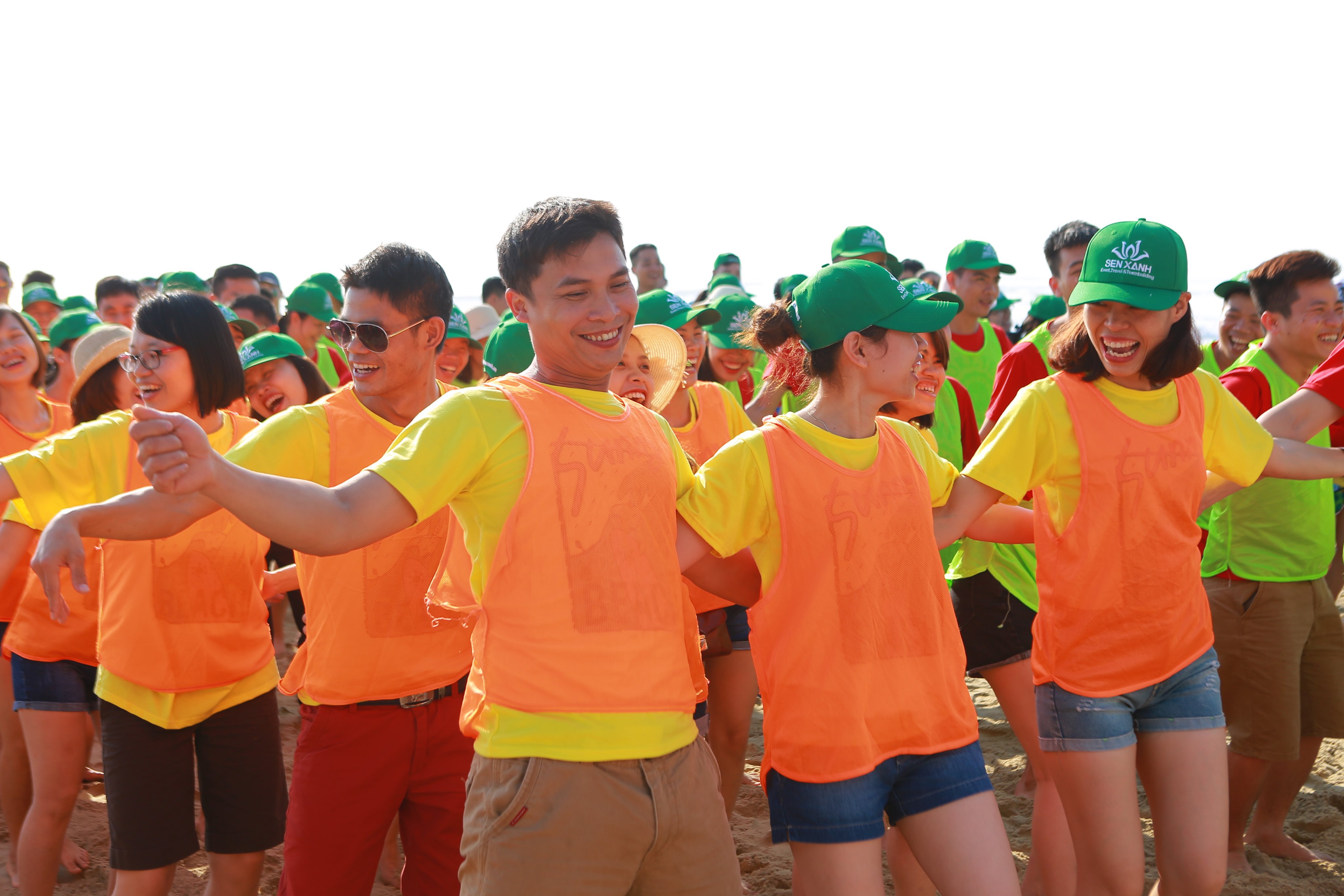 TEAMBUILDING VITA DAIRY TẠI ĐÀ NẴNG Các hoạt động Team Building tràn ngập tiếng cười