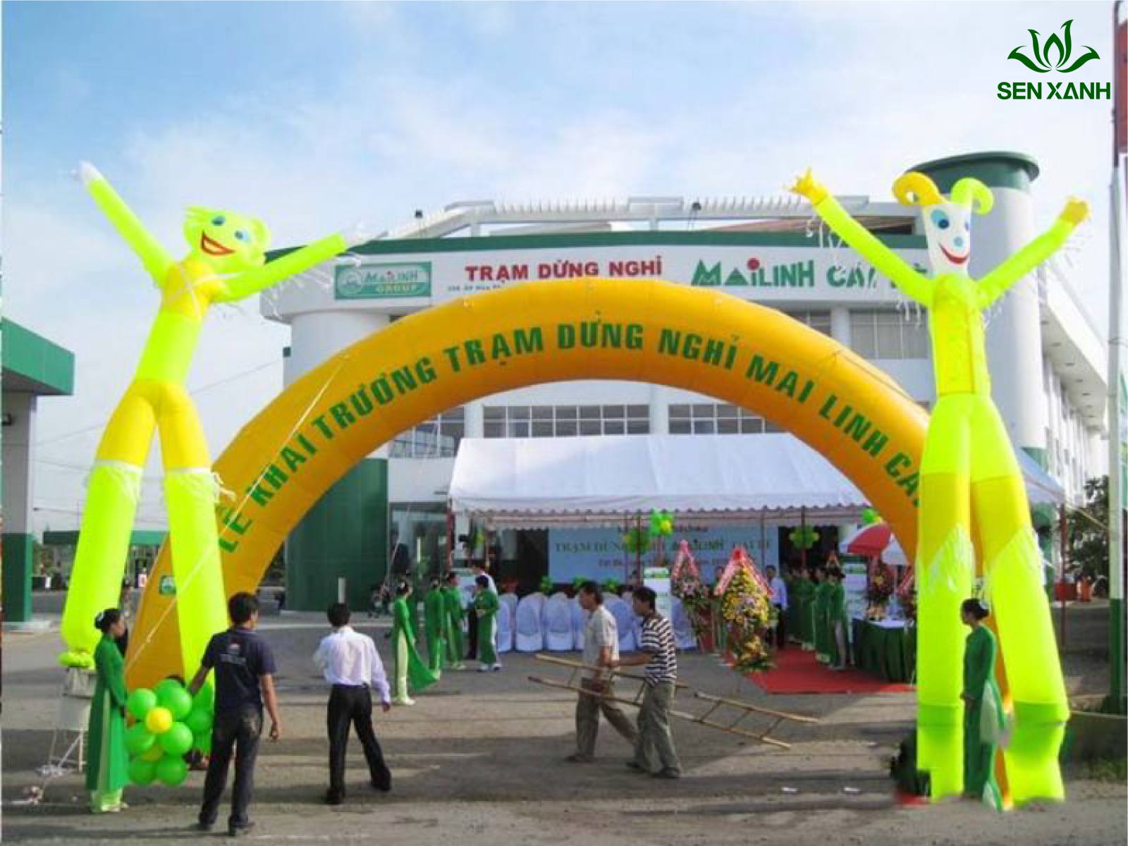 Lắp đặt cổng chào hơi làm tăng tính chuyên nghiệp cho sự kiện