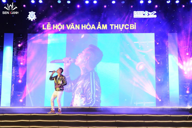 Thu hút sự quan tâm của khách hàng tham gia sự kiện