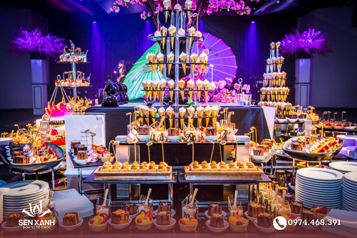 Gala dinner được diễn ra tuần tự v&agrave; chuy&ecirc;n nghiệp