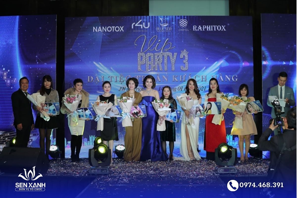 Tổng kết v&agrave; kết th&uacute;c chương tr&igrave;nh tri &acirc;n